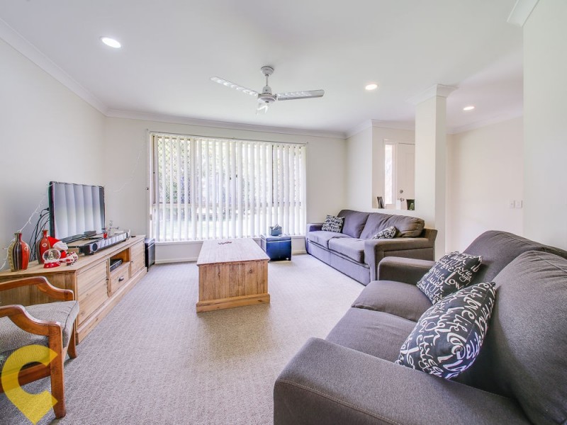 10 Charolais Crescent, Upper Kedron QLD 4055