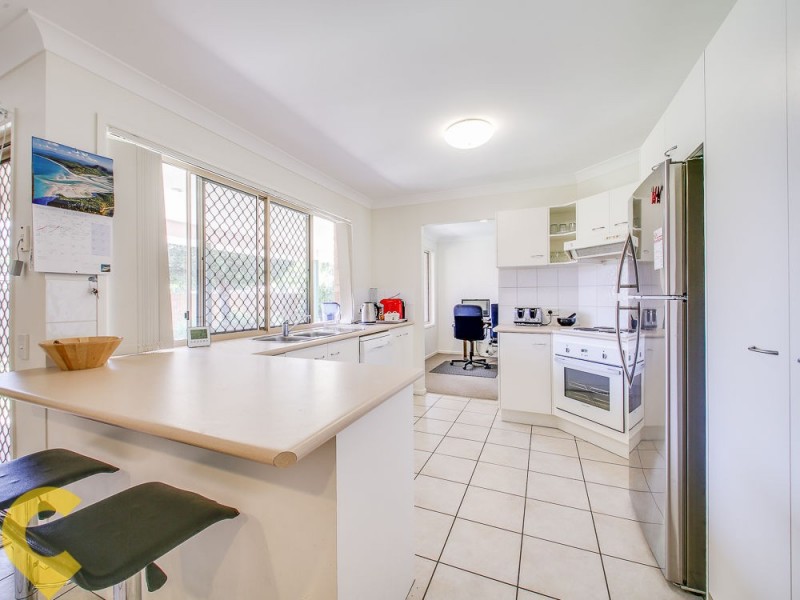 10 Charolais Crescent, Upper Kedron QLD 4055