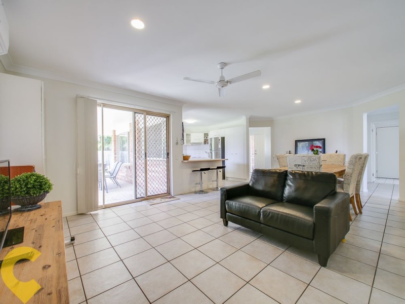 10 Charolais Crescent, Upper Kedron QLD 4055