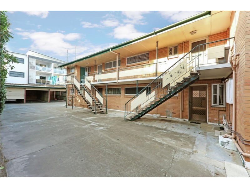 2/14 Blackmore Street, Windsor QLD 4030