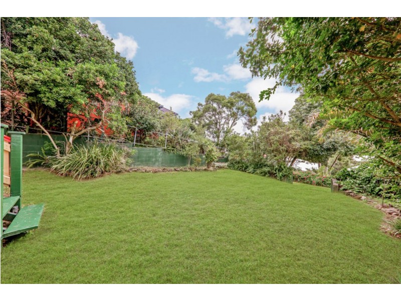 16 Cairns Street, Red Hill QLD 4059