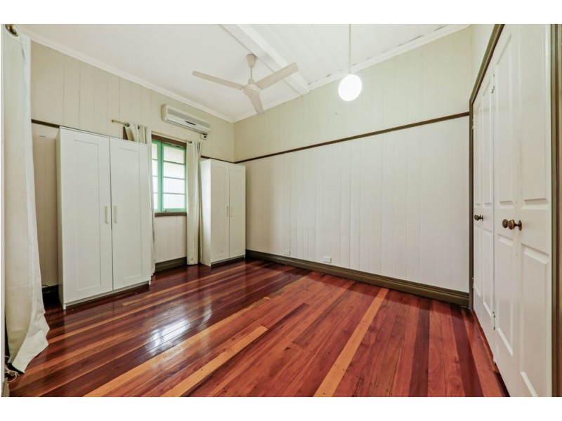 16 Cairns Street, Red Hill QLD 4059