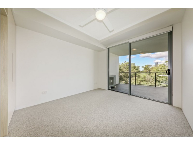 20402/63 Blamey Street, Kelvin Grove QLD 4059