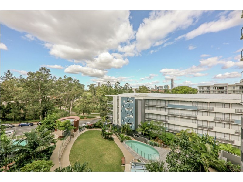 20402/63 Blamey Street, Kelvin Grove QLD 4059