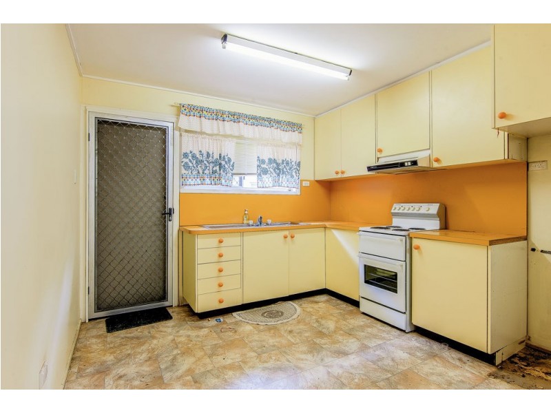 2/90 Hebe Street, Bardon QLD 4065