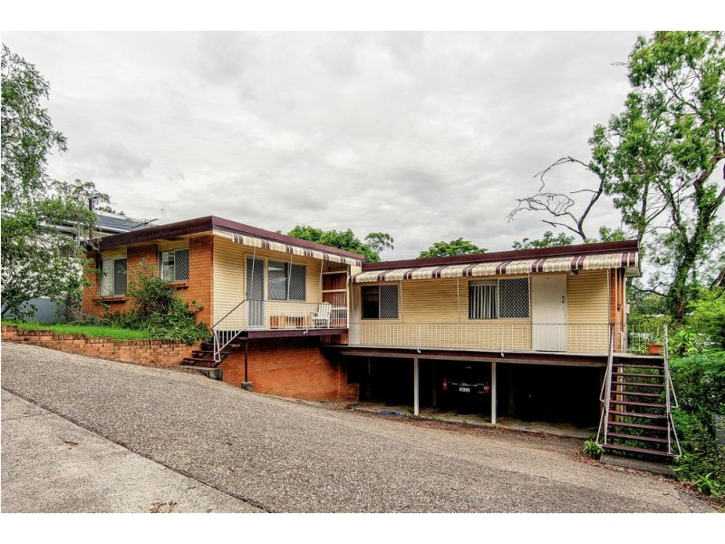 2/90 Hebe Street, Bardon QLD 4065
