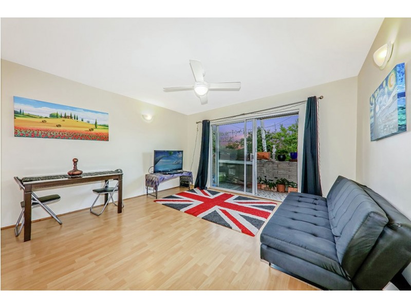 2/15 Lorne Street, Alderley QLD 4051