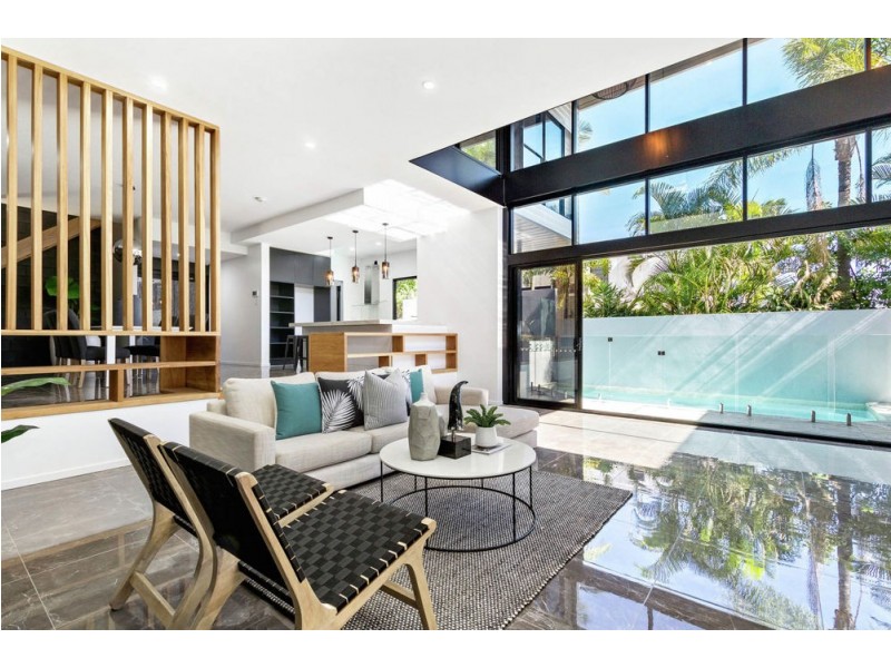 33 Joynt Street, Hamilton QLD 4007