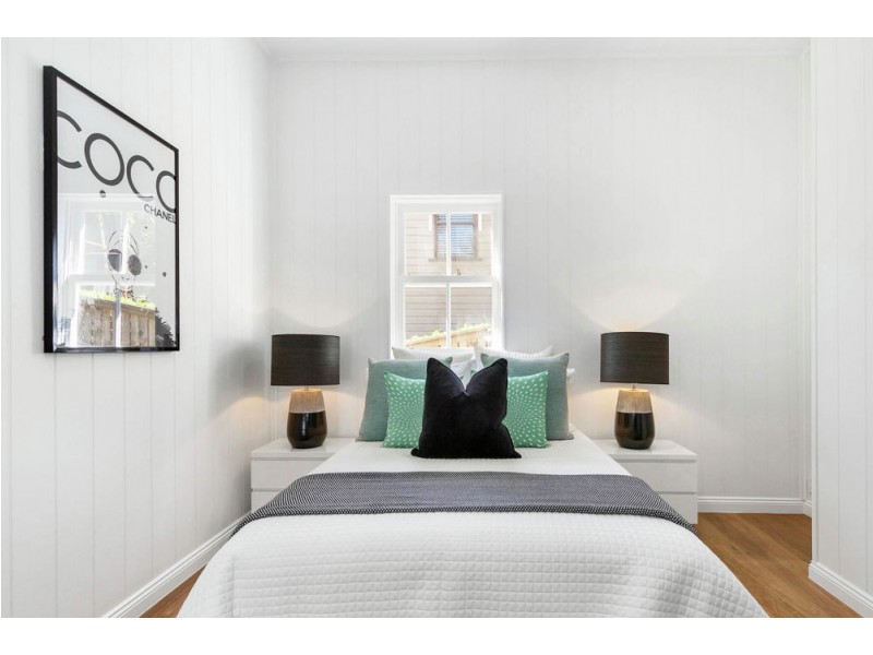 33 Joynt Street, Hamilton QLD 4007