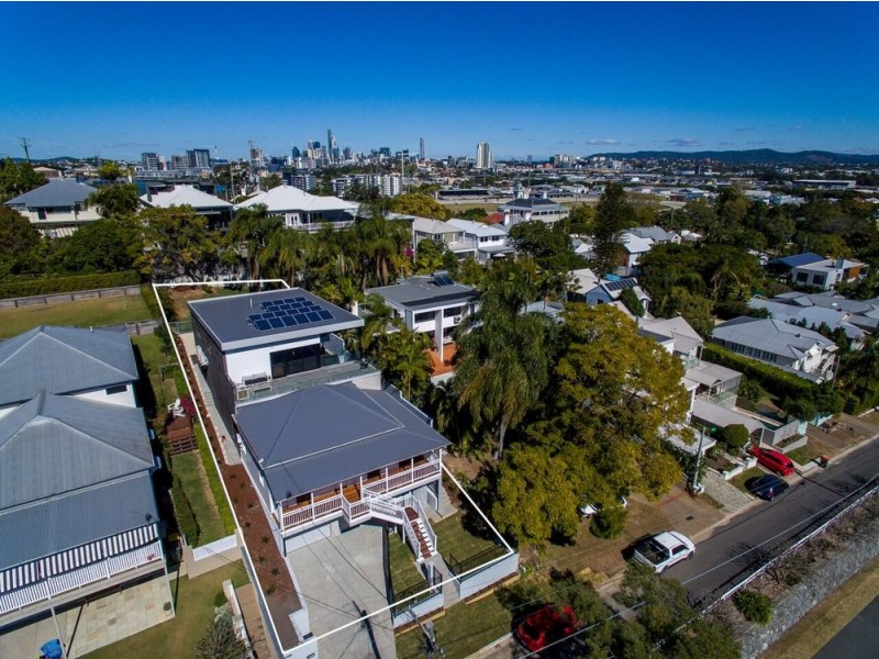 33 Joynt Street, Hamilton QLD 4007