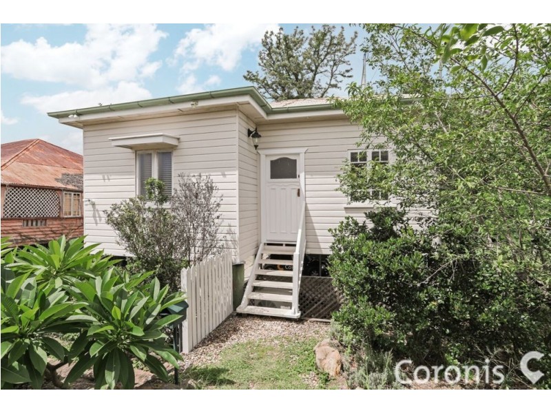 9 McLeod Street, Herston QLD 4006