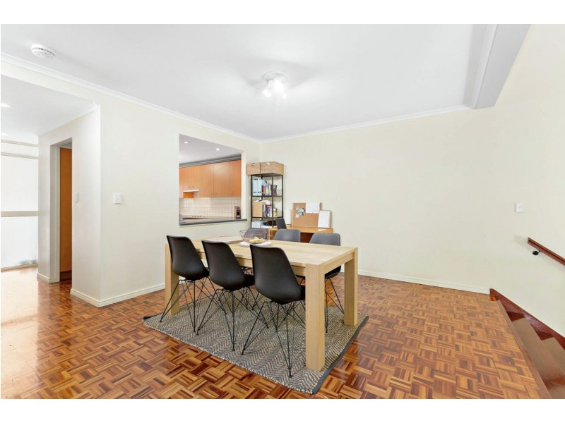 33 Kingsbury Street, Norman Park QLD 4170