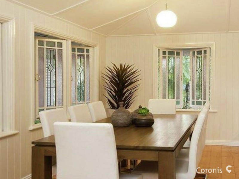 6 Halifax Street, Coorparoo QLD 4151