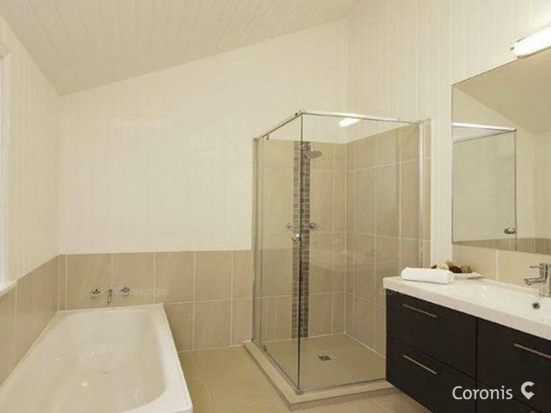 6 Halifax Street, Coorparoo QLD 4151