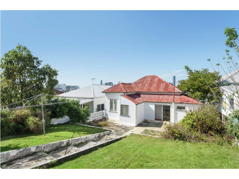 15 Dalley Street, Kelvin Grove QLD 4059