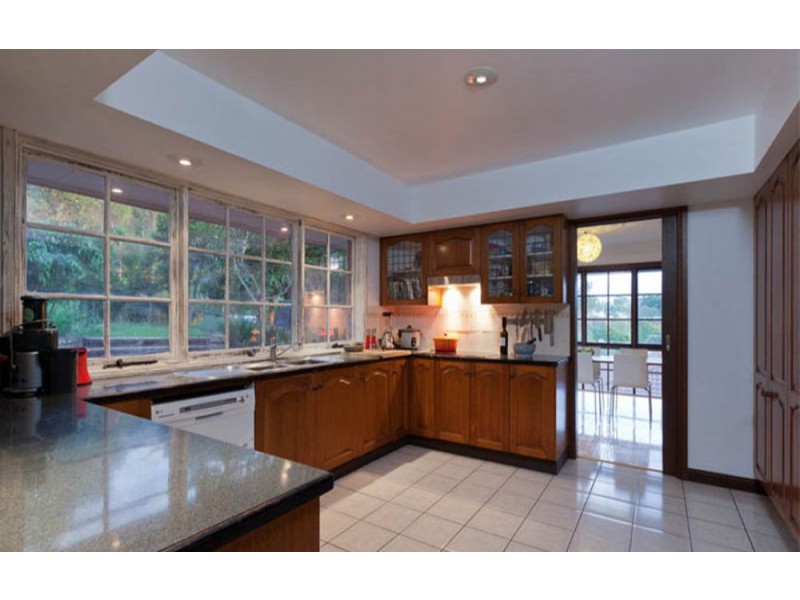 23 Mirbelia Street, Kenmore Hills QLD 4069