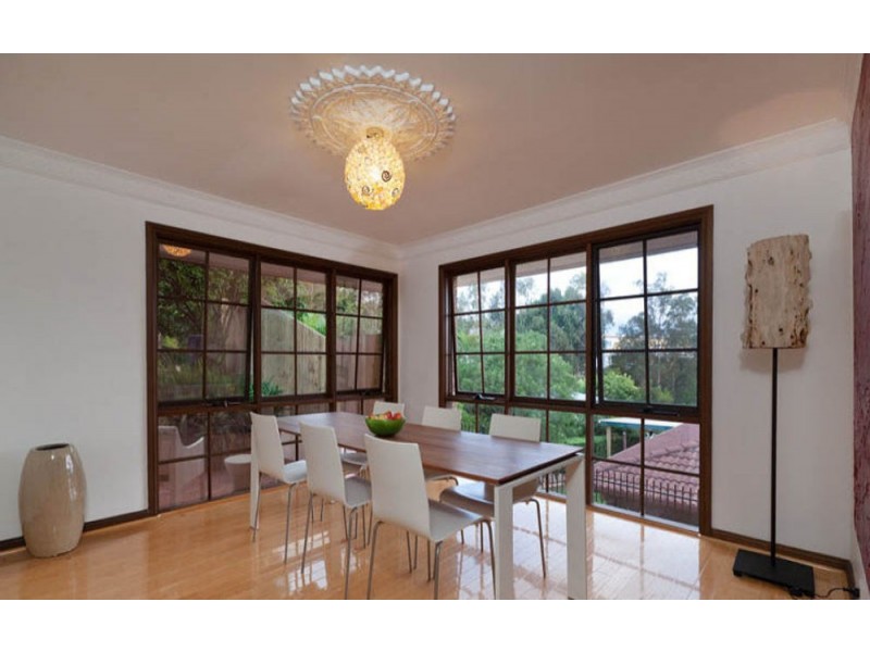 23 Mirbelia Street, Kenmore Hills QLD 4069