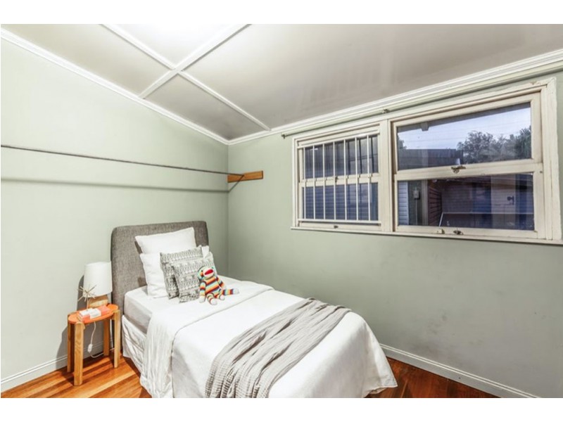 7 West Street, Highgate Hill QLD 4101