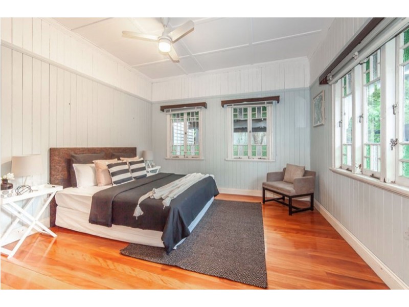 7 West Street, Highgate Hill QLD 4101