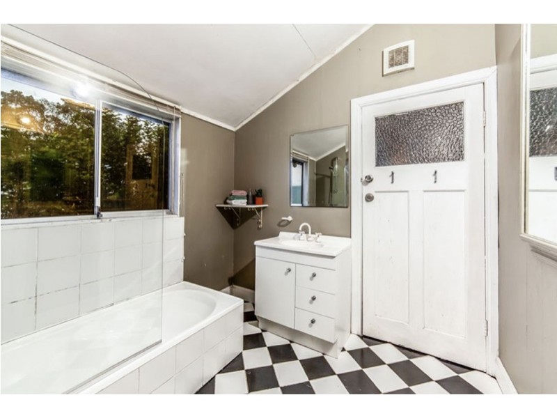 7 West Street, Highgate Hill QLD 4101