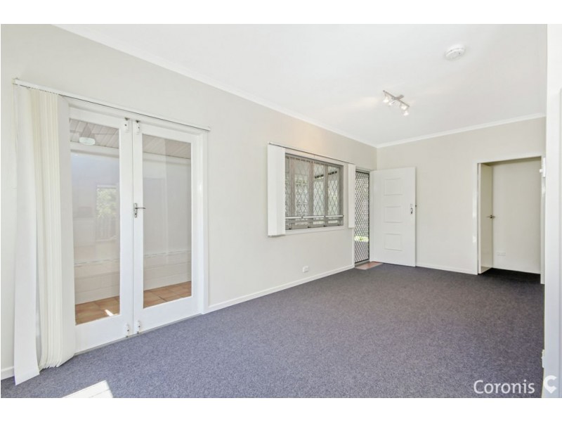 125 Jerrang Street, Indooroopilly QLD 4068