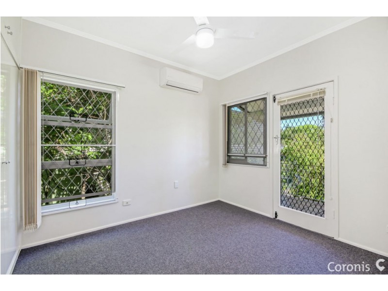 125 Jerrang Street, Indooroopilly QLD 4068