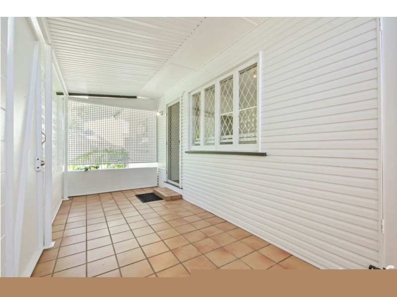 125 Jerrang Street, Indooroopilly QLD 4068