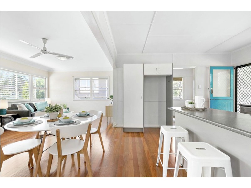 9 Guntur Street, Stafford QLD 4053