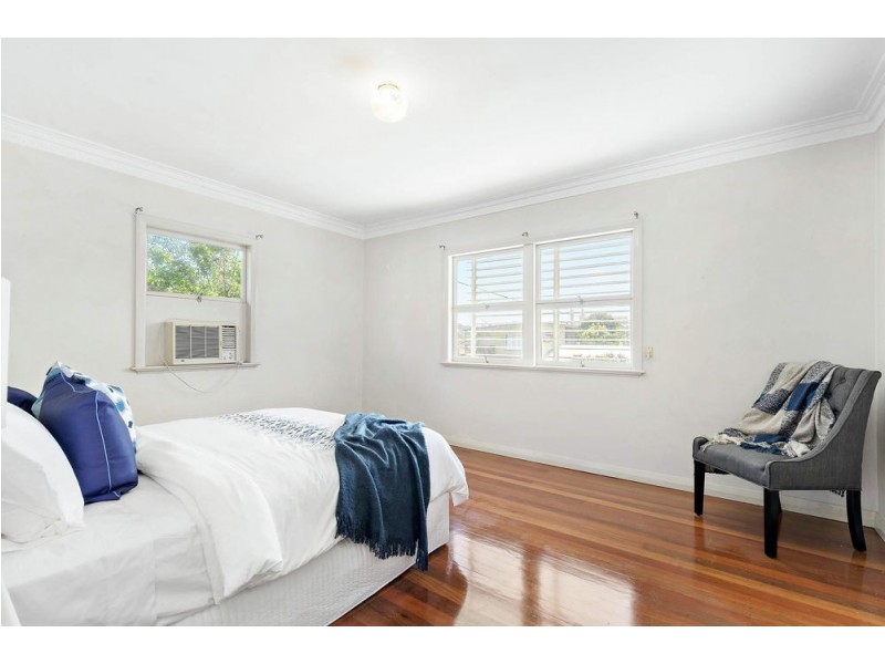 9 Guntur Street, Stafford QLD 4053