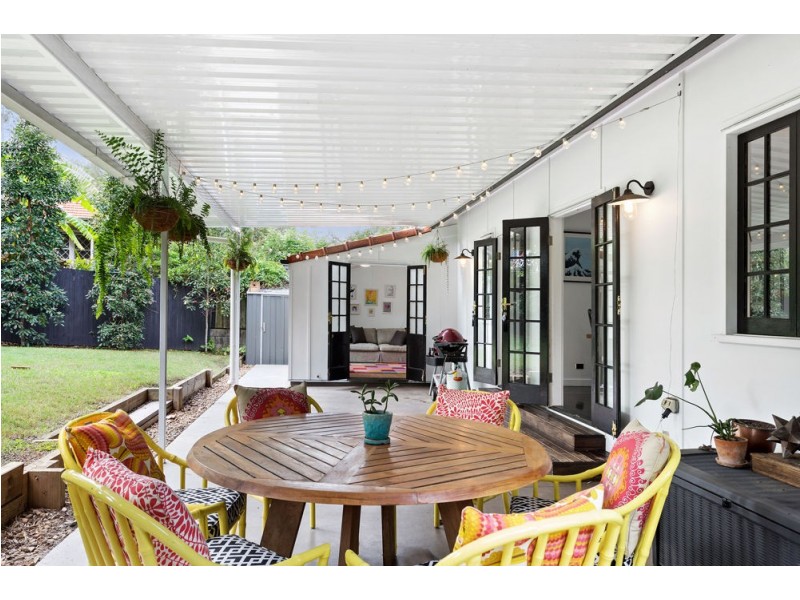 11 Royal Parade, Ashgrove QLD 4060