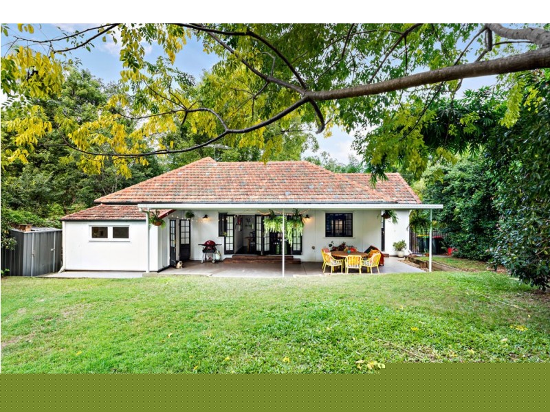 11 Royal Parade, Ashgrove QLD 4060