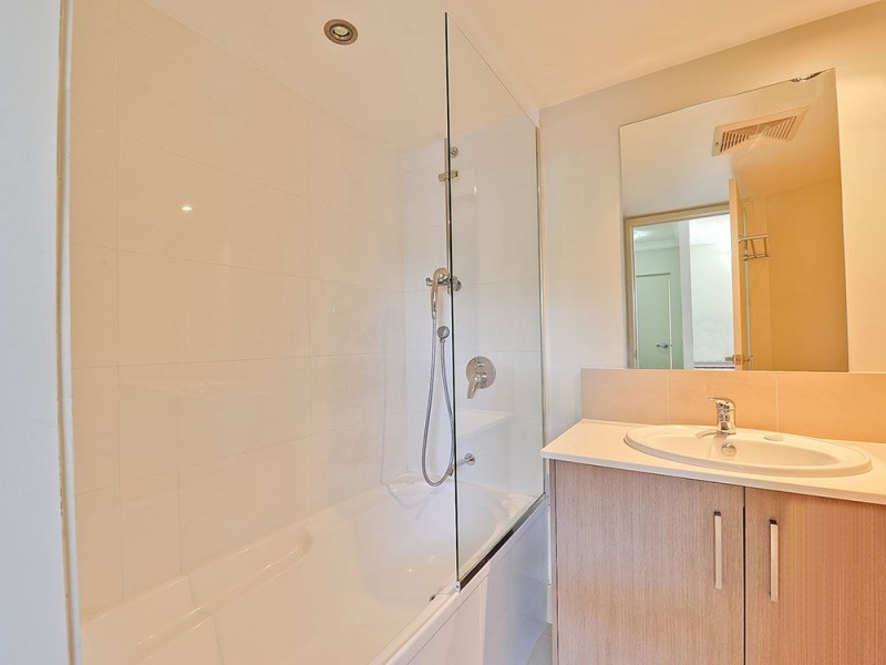 8/75 South Pine Road, Alderley QLD 4051