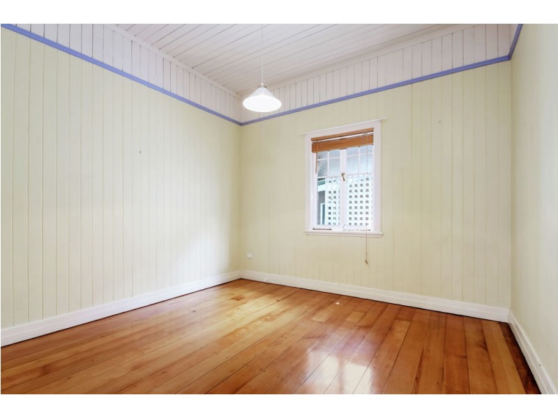 113 Empress Terrace, Bardon QLD 4065