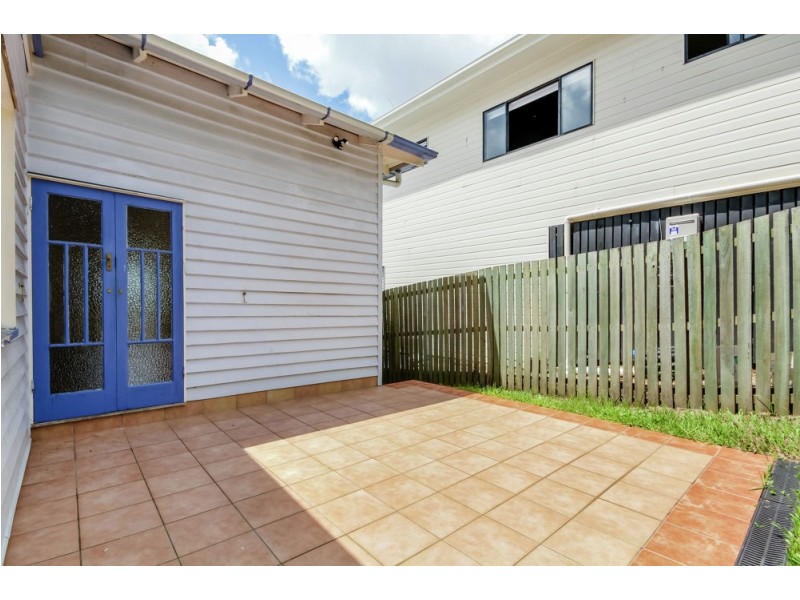 113 Empress Terrace, Bardon QLD 4065