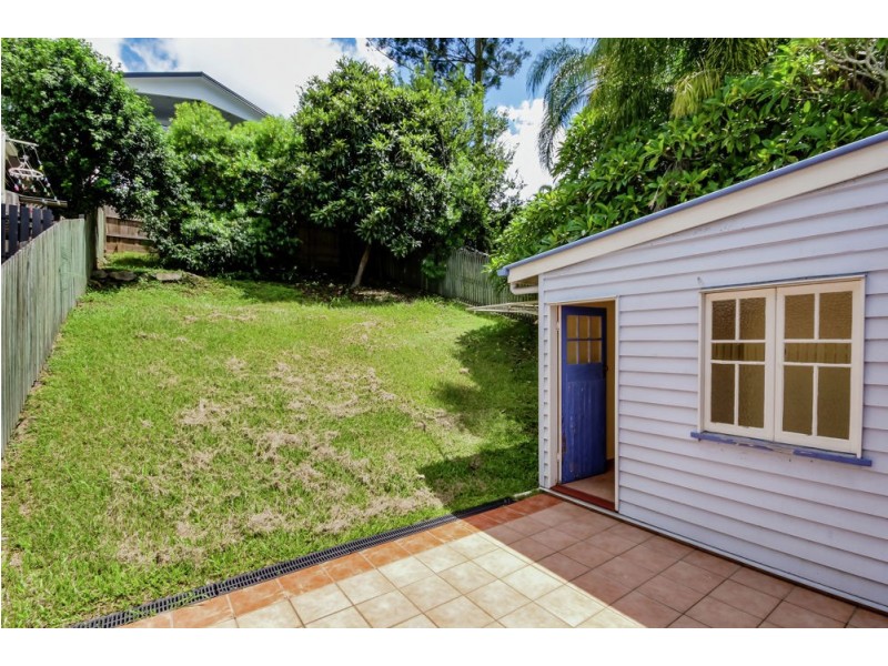 113 Empress Terrace, Bardon QLD 4065