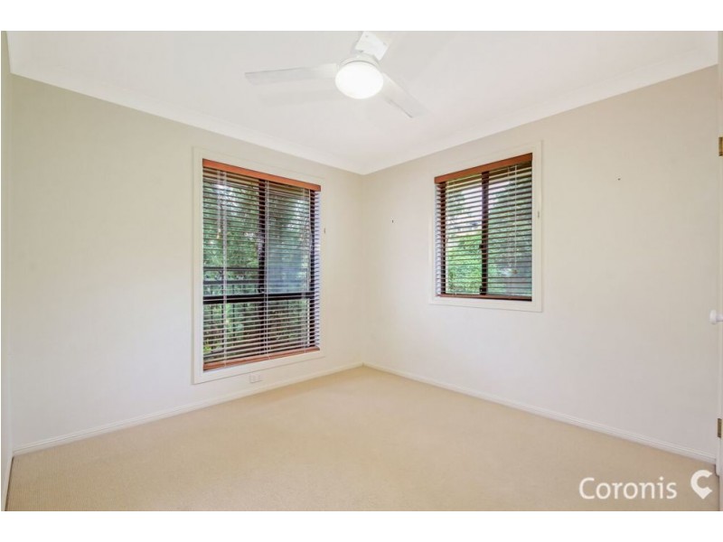 19 Treetop Close, Chapel Hill QLD 4069
