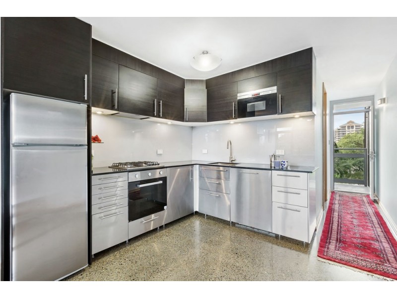 2E/172 Oxlade Drive, New Farm QLD 4005