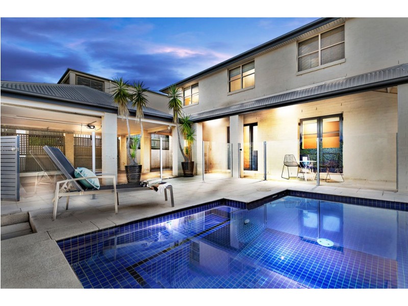 3 Fairfax Street, Red Hill QLD 4059