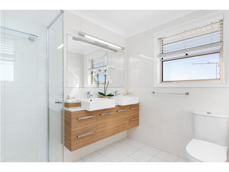 3 Fairfax Street, Red Hill QLD 4059