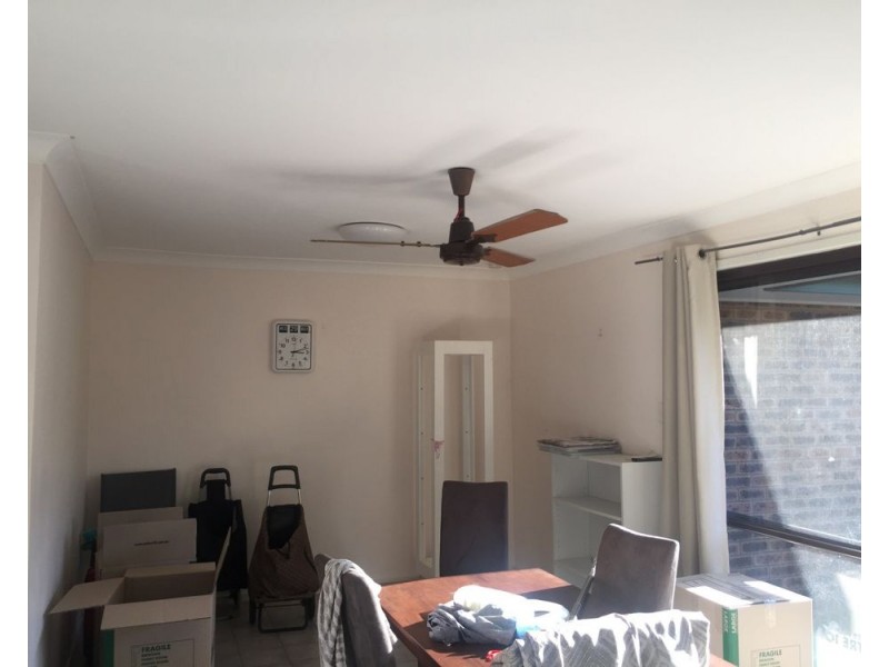 11 Chatburn Street, Chapel Hill QLD 4069