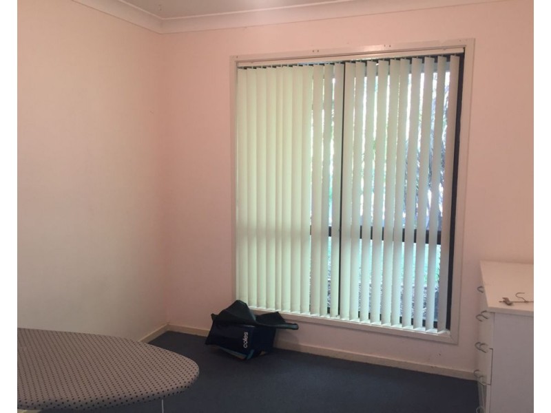 11 Chatburn Street, Chapel Hill QLD 4069