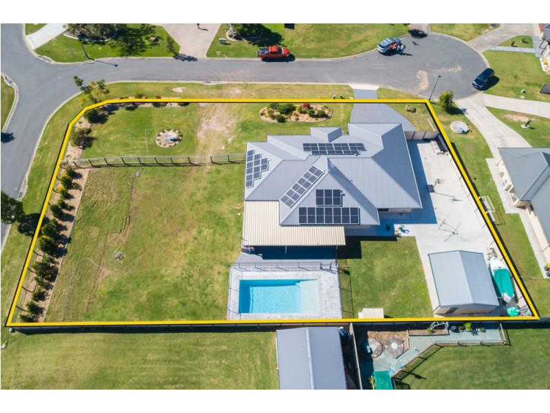 2 Bluewren Court, Upper Caboolture QLD 4510