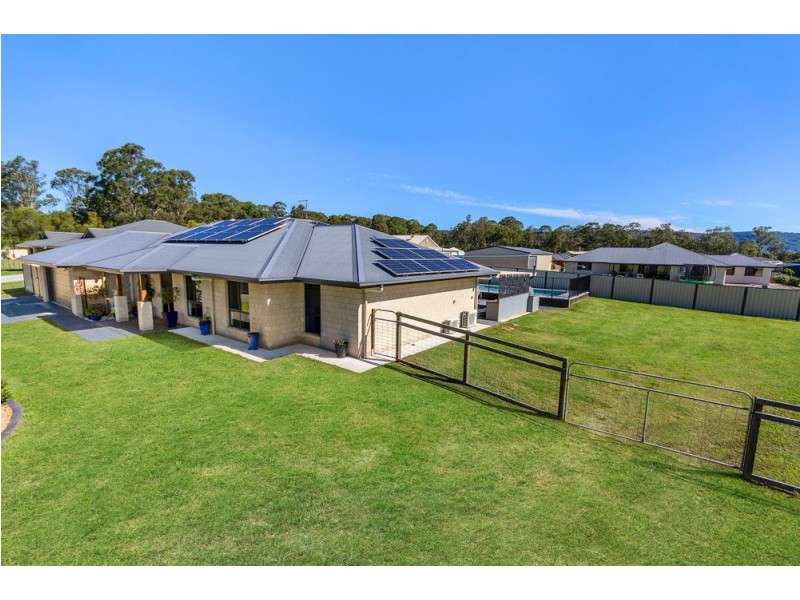 2 Bluewren Court, Upper Caboolture QLD 4510