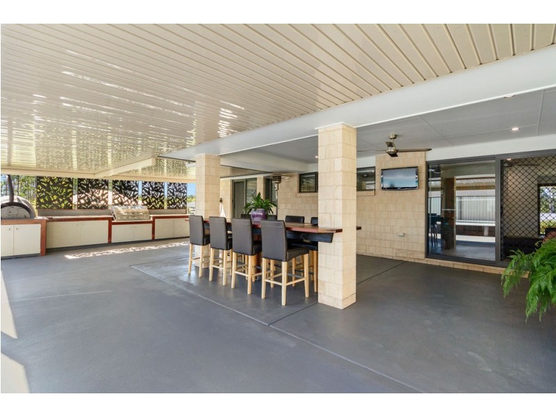 2 Bluewren Court, Upper Caboolture QLD 4510