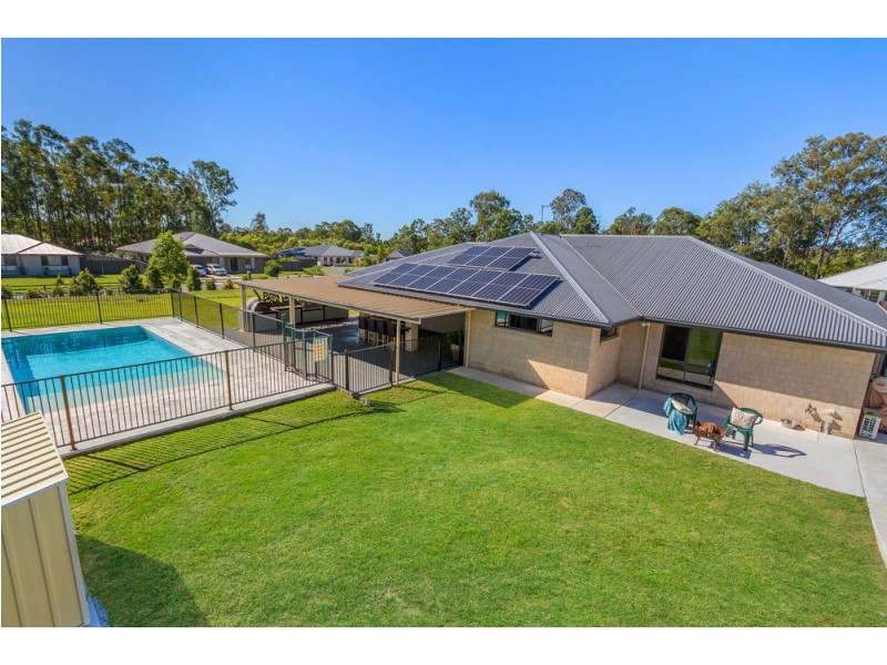 2 Bluewren Court, Upper Caboolture QLD 4510
