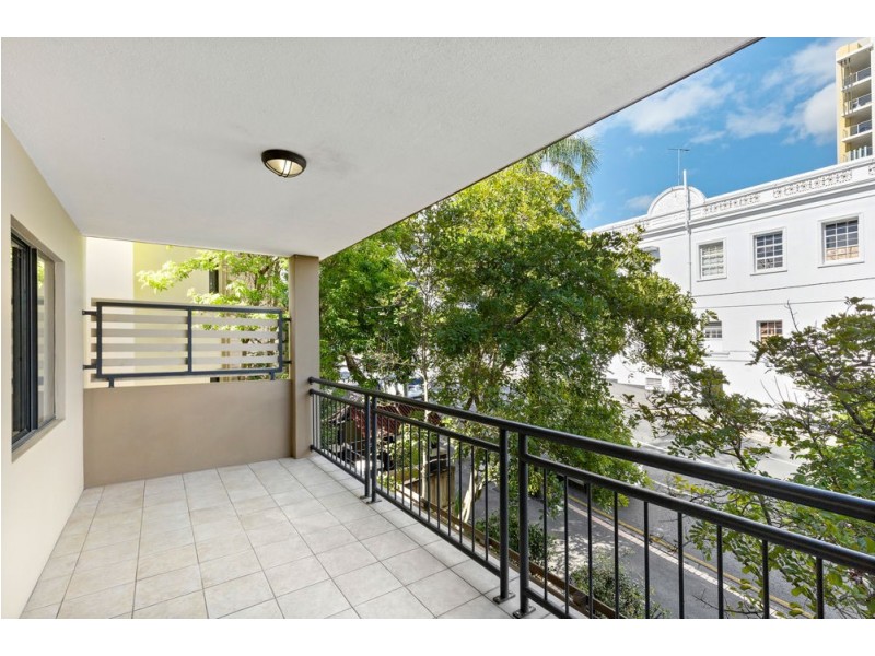 4/317 Boundary St, Spring Hill QLD 4000