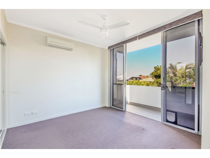 7/64 Barton Road, Hawthorne QLD 4171