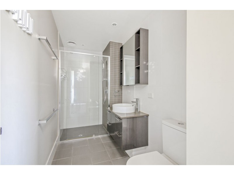 7/64 Barton Road, Hawthorne QLD 4171