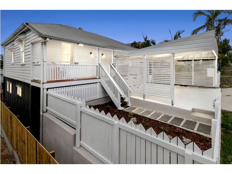 37 Coronation Street, Bardon QLD 4065