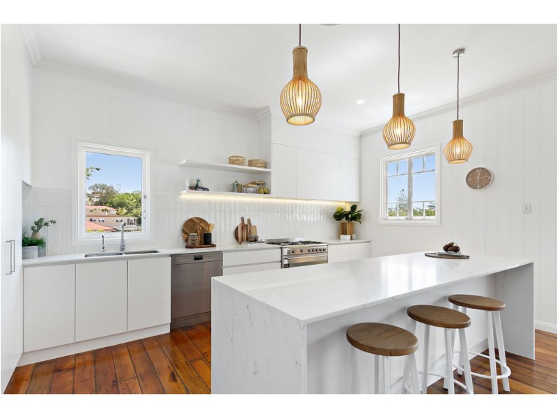 37 Coronation Street, Bardon QLD 4065